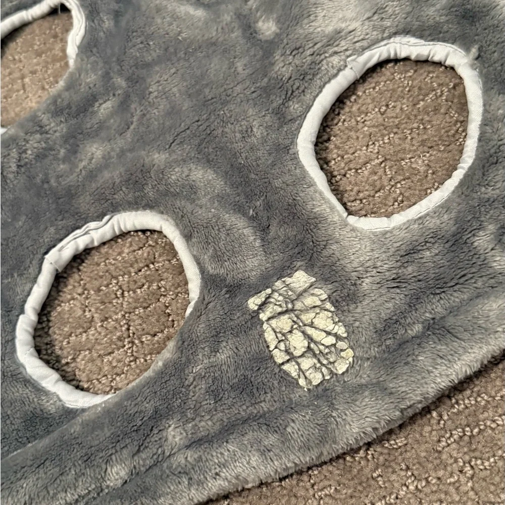 Gray Pet Grooming Hammock Set with Clippers